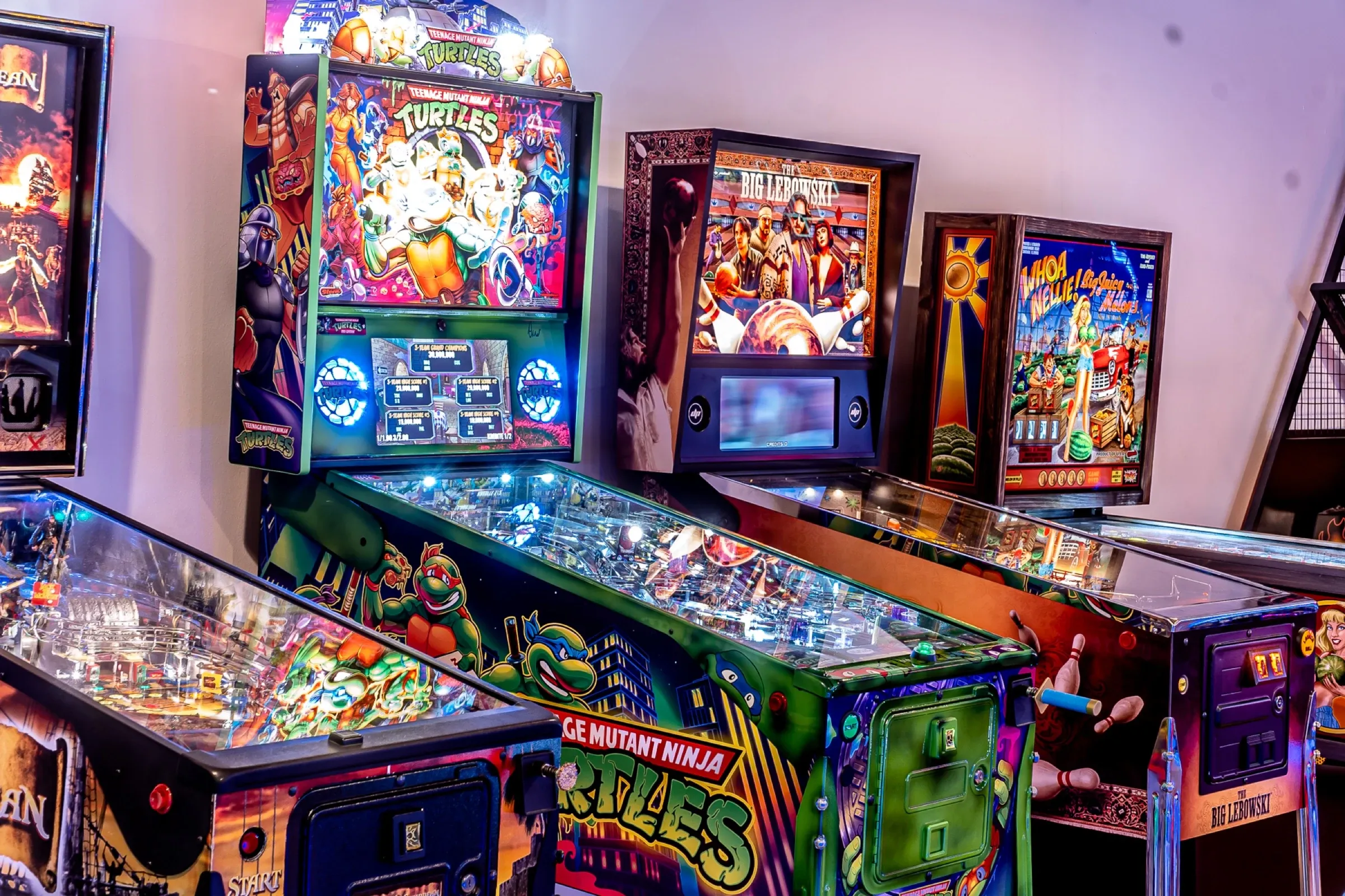 Flipperautomaten in der Spielhalle
